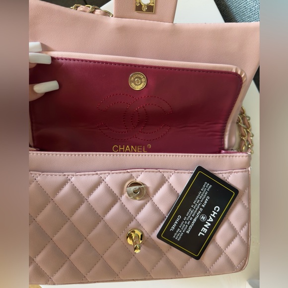 Chanel Lambskin Quilted Jumbo Double Flap - Picture 8 of 10